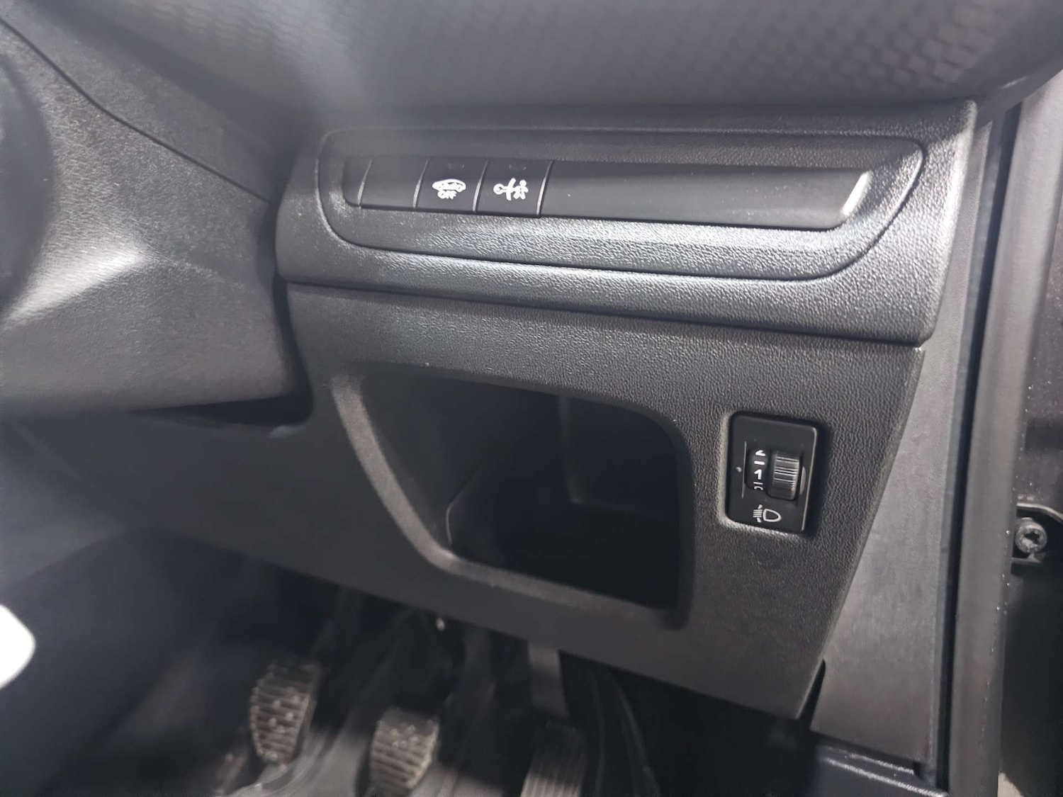 Used Peugeot 2008 2018 for sale - 77310990: Photo 52