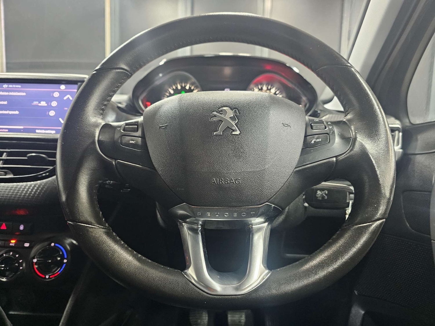 Used Peugeot 2008 2018 for sale - 77310990: Photo 7