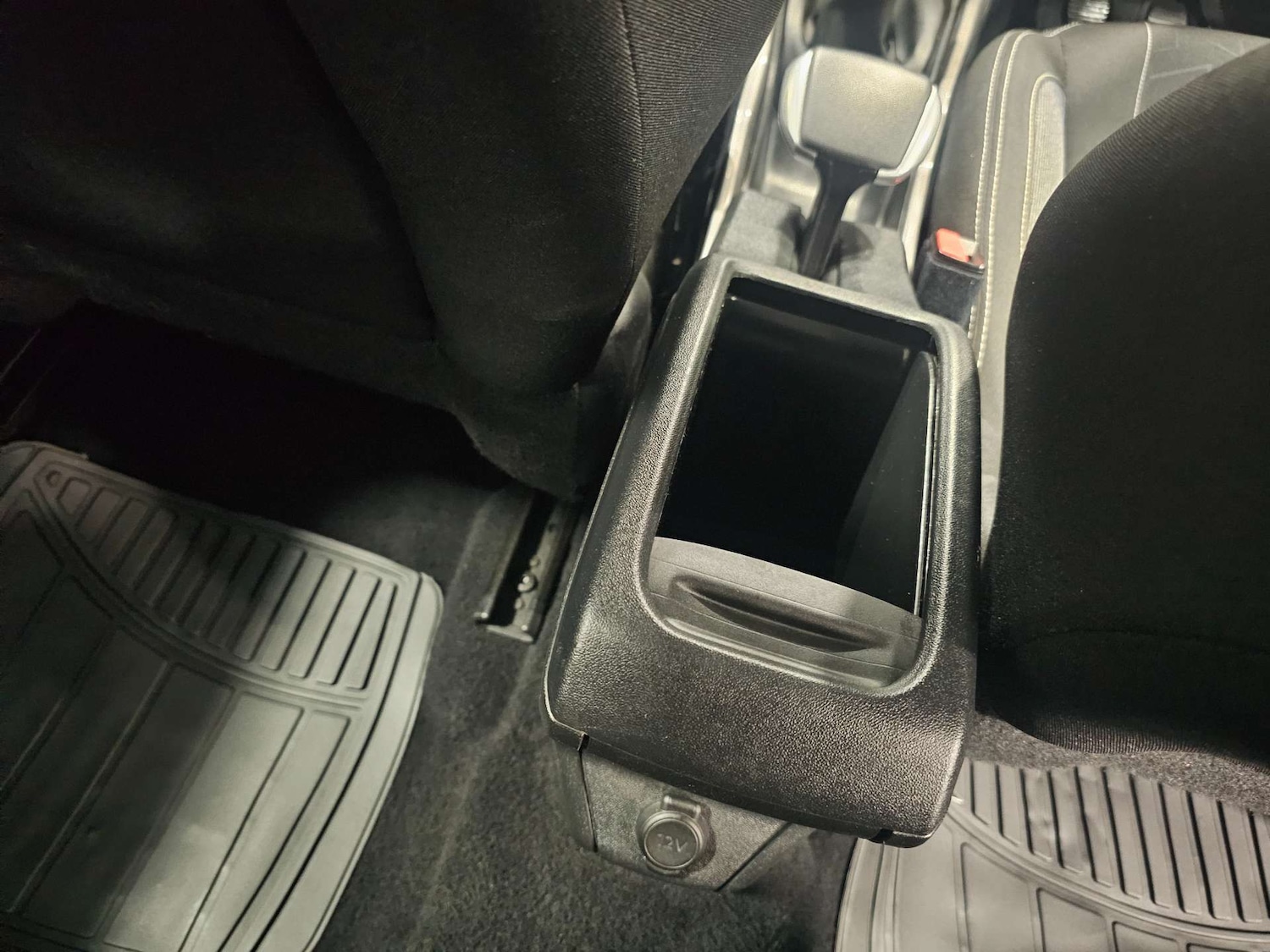 Used Peugeot 2008 2018 for sale - 77310990: Photo 79