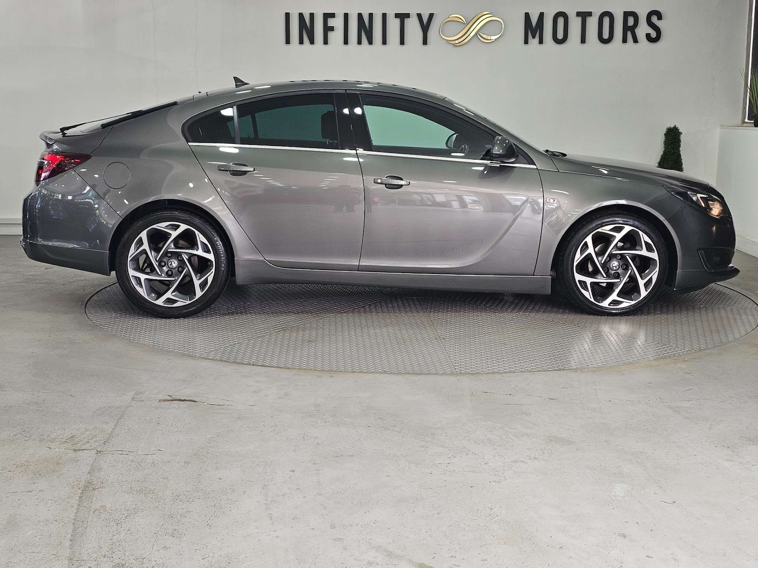 Used Vauxhall Insignia 2017 for sale - 78011145: Photo 33