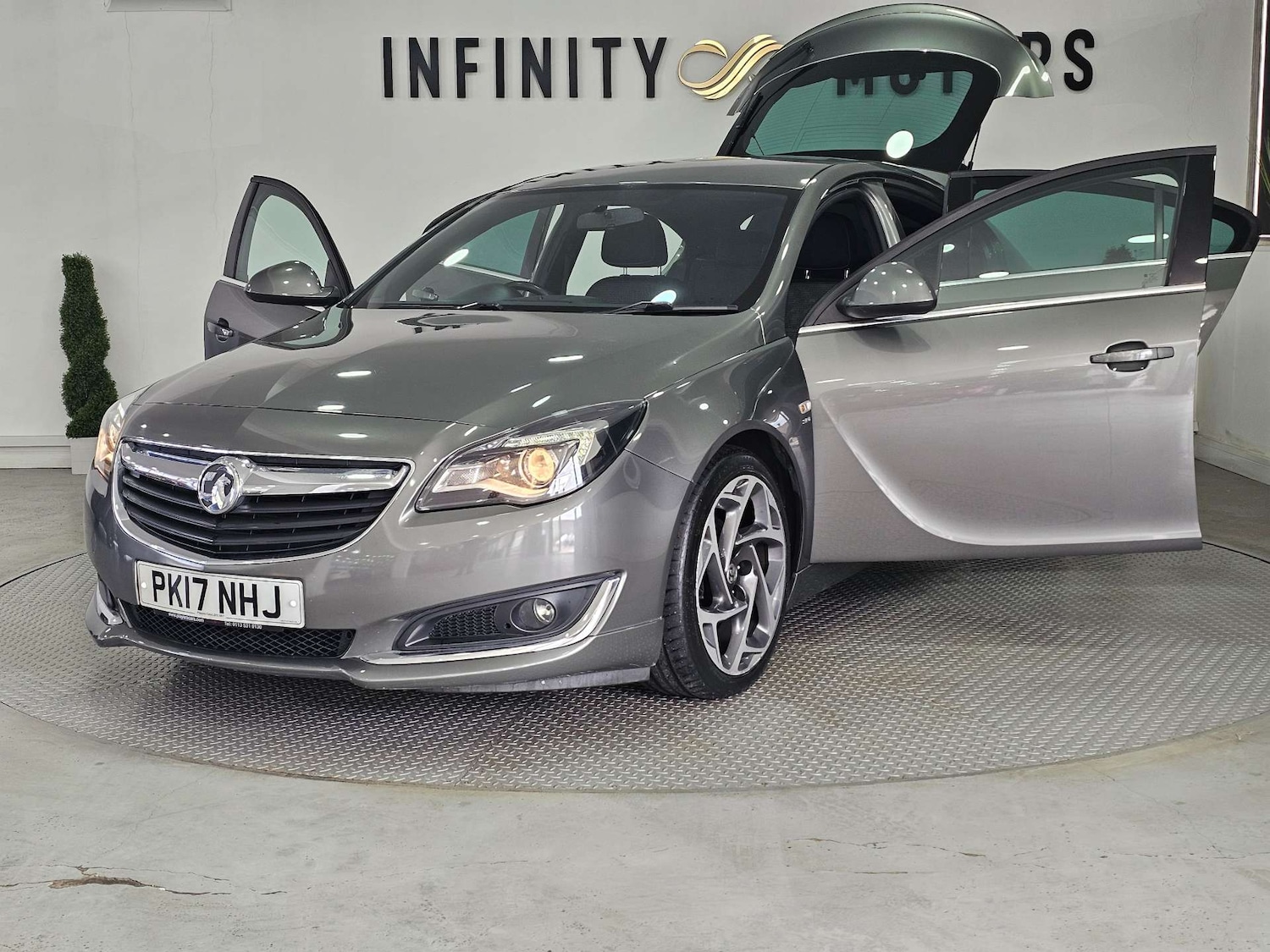 Used Vauxhall Insignia 2017 for sale - 78011145: Photo 44