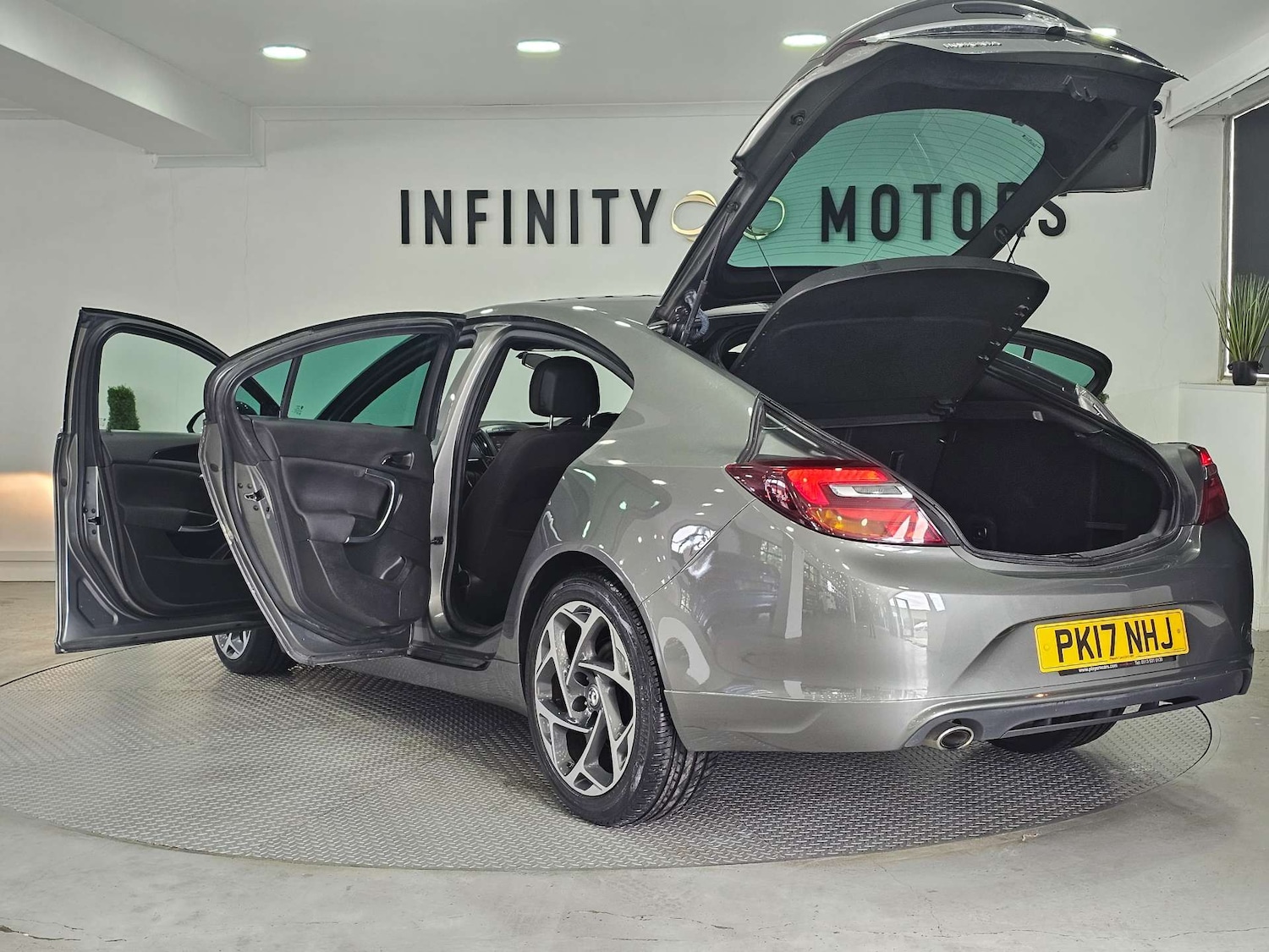 Used Vauxhall Insignia 2017 for sale - 78011145: Photo 46