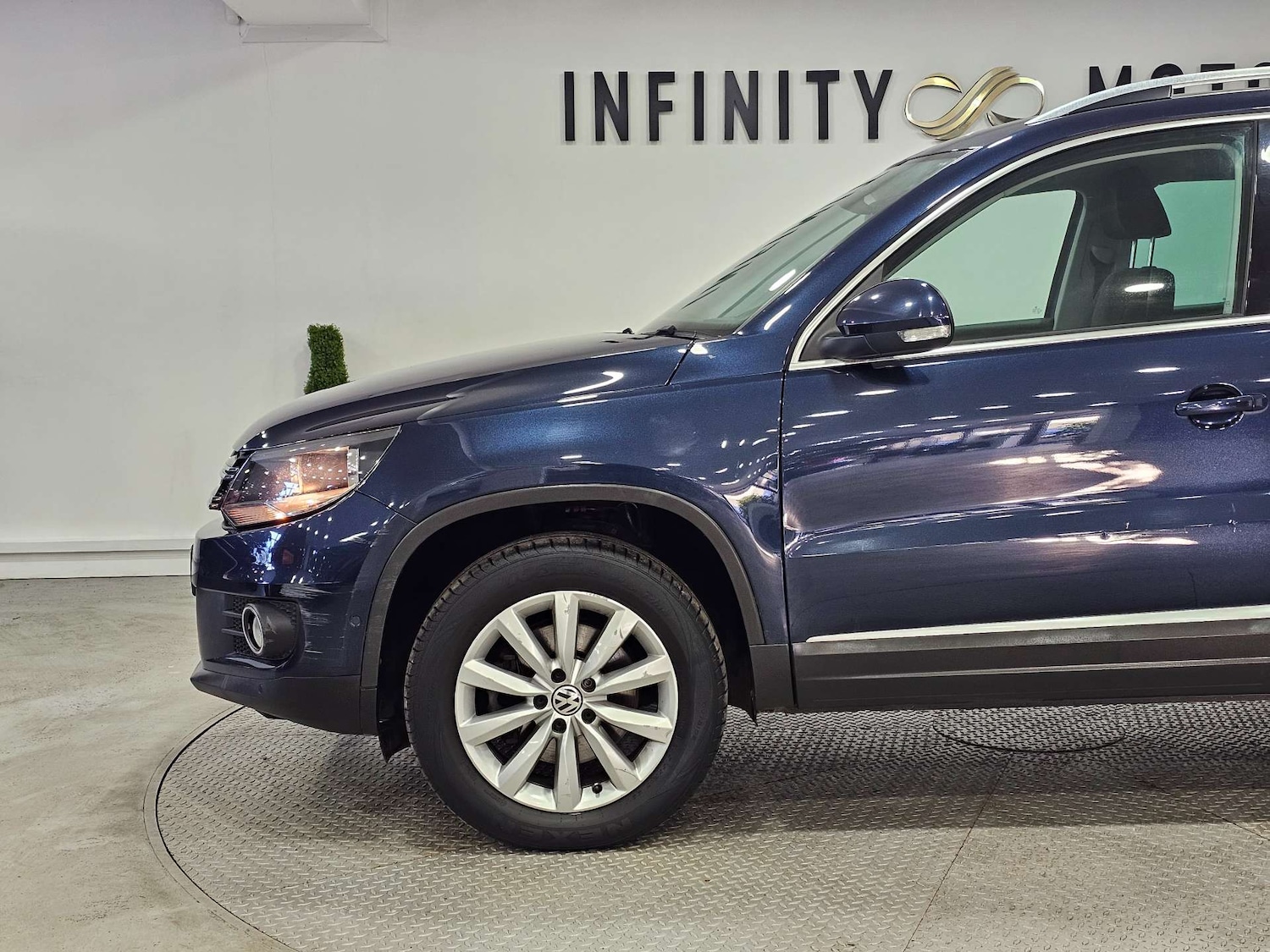 Used Volkswagen Tiguan 2015 for sale - 77449500: Photo 22