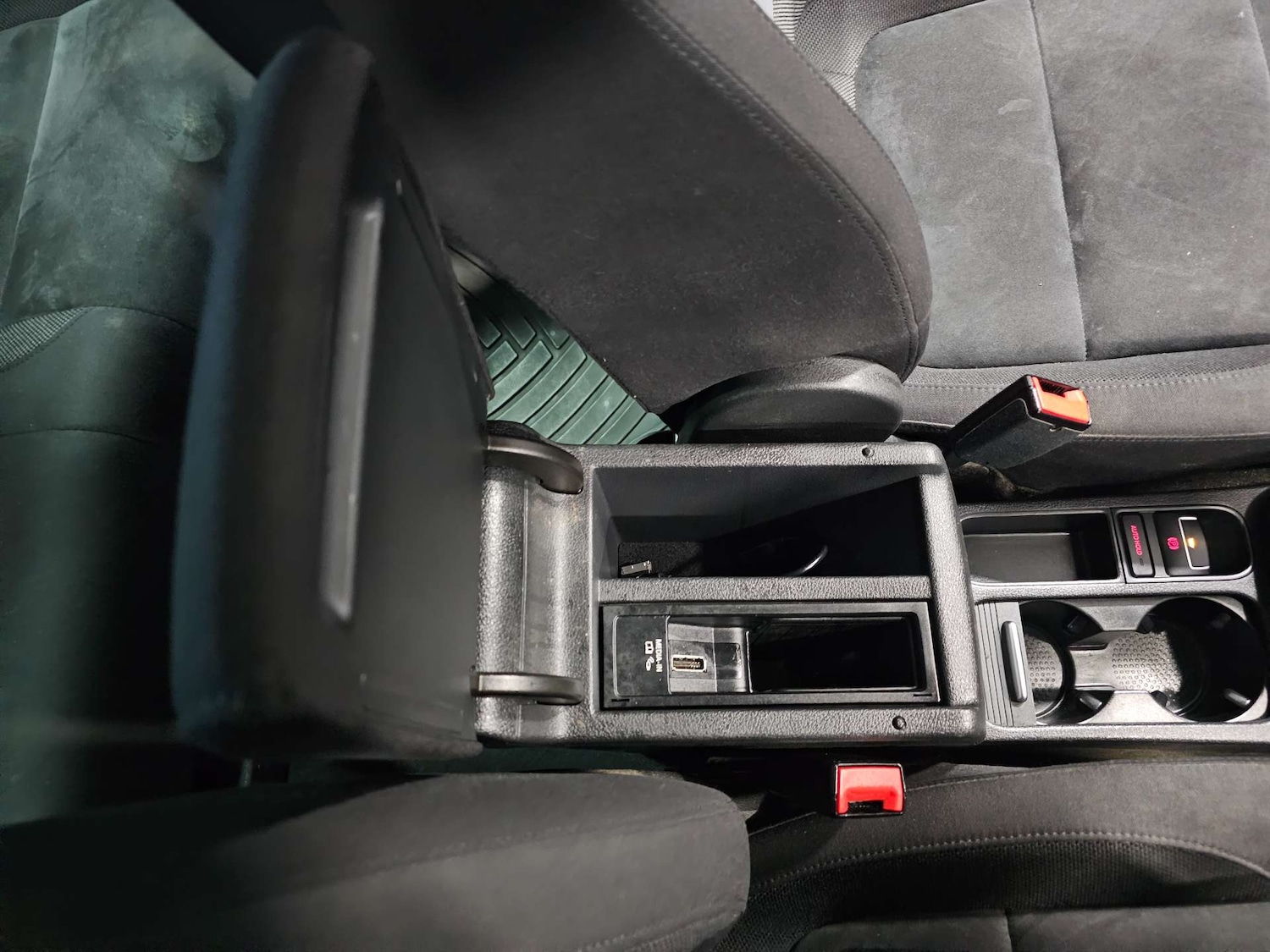 Used Volkswagen Tiguan 2015 for sale - 77449500: Photo 65