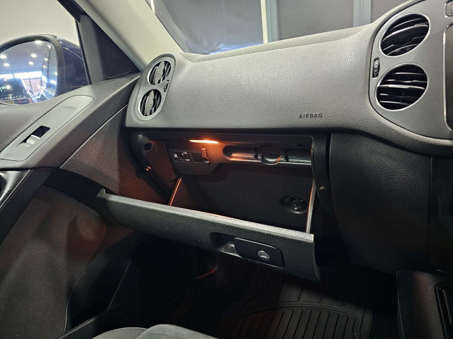 Used Volkswagen Tiguan 2015 for sale - 77449500: Photo 77