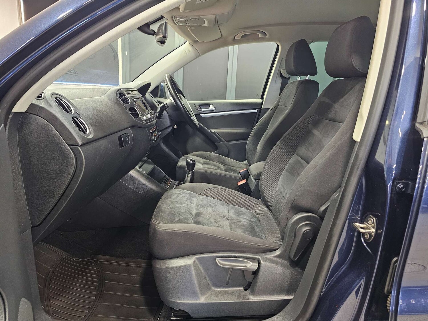 Used Volkswagen Tiguan 2015 for sale - 77449500: Photo 93