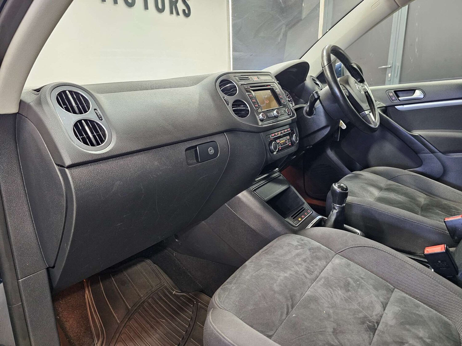 Used Volkswagen Tiguan 2015 for sale - 77449500: Photo 94