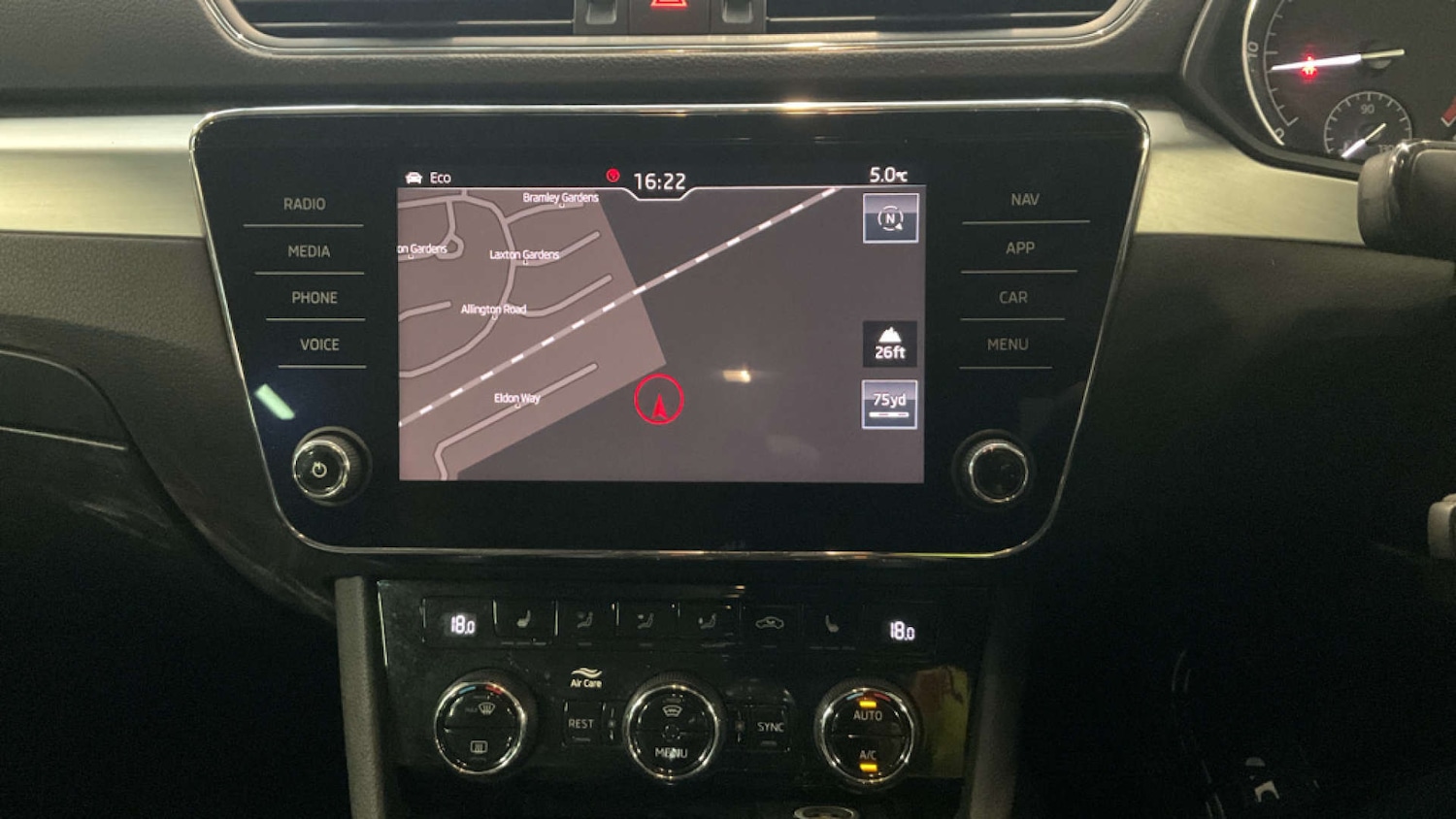 Used Skoda Superb 2018 for sale - 76972470: Photo 14