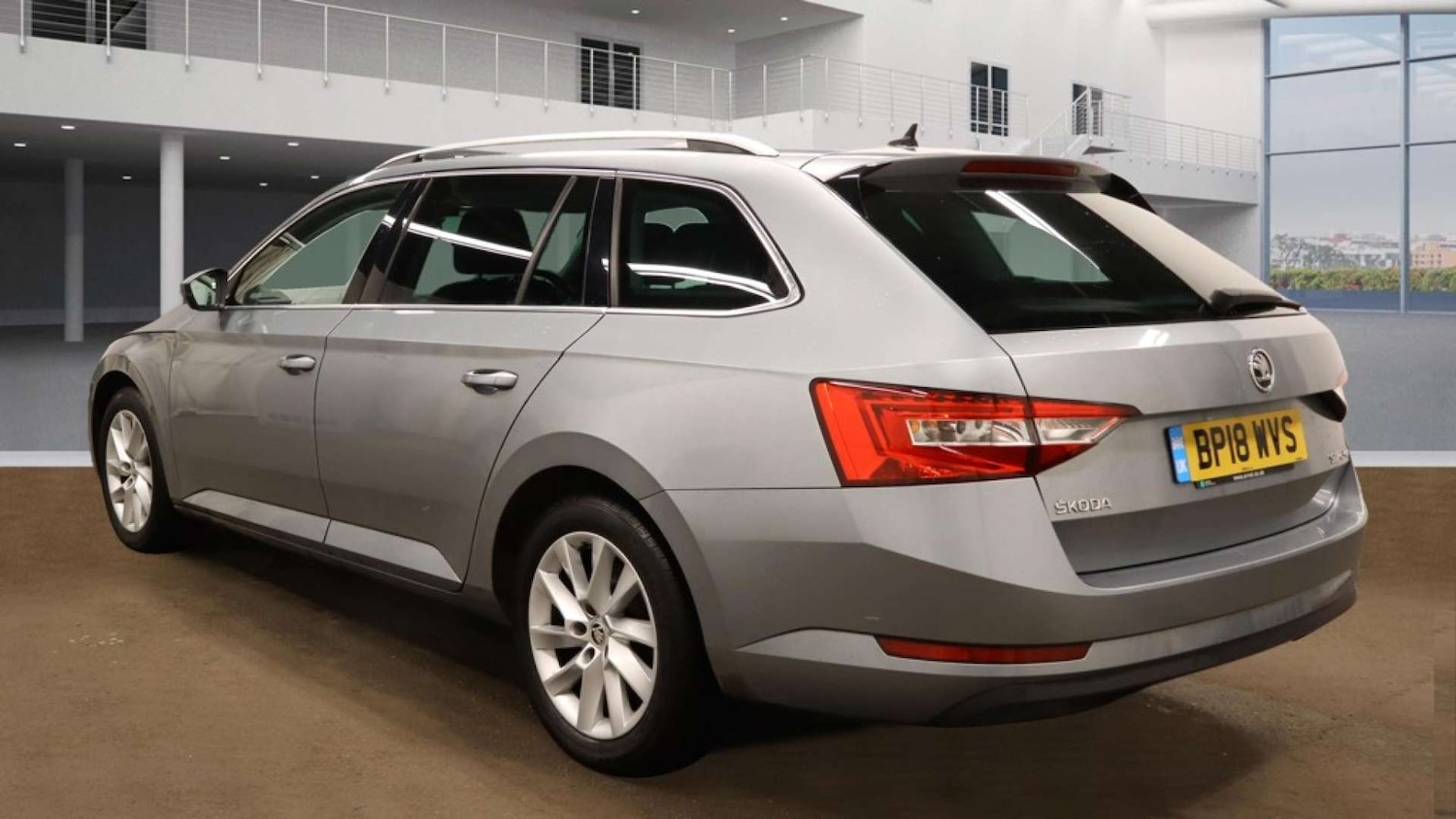 Used Skoda Superb 2018 for sale - 76972470: Photo 3