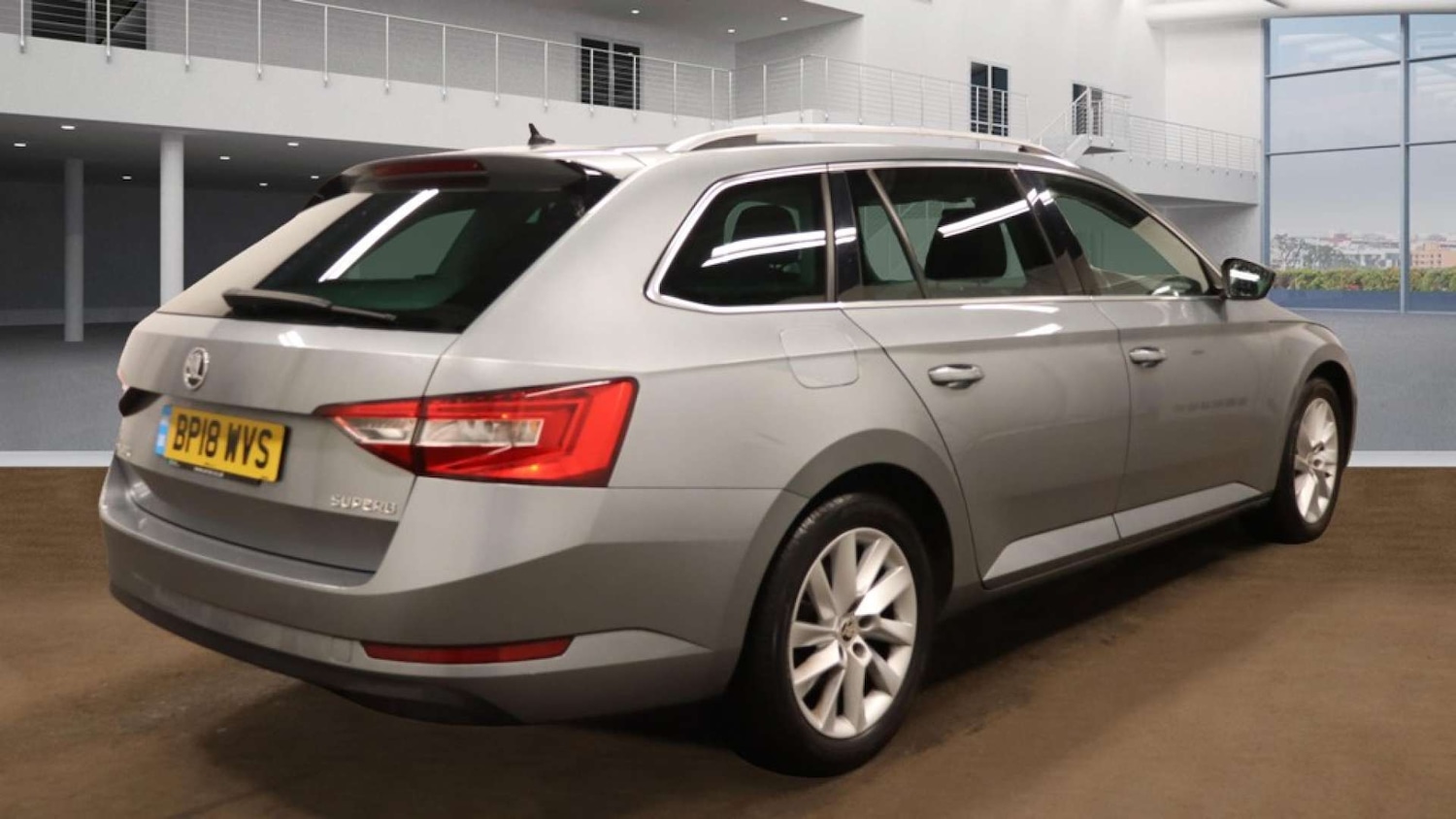 Used Skoda Superb 2018 for sale - 76972470: Photo 4