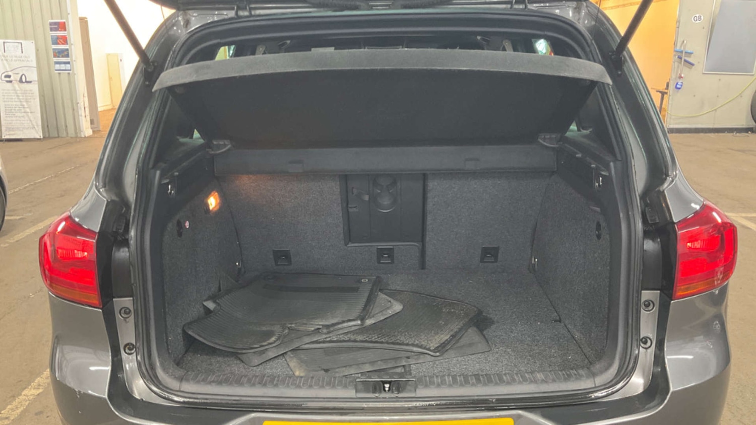 Used Volkswagen Tiguan 2014 for sale - 77905840: Photo 9