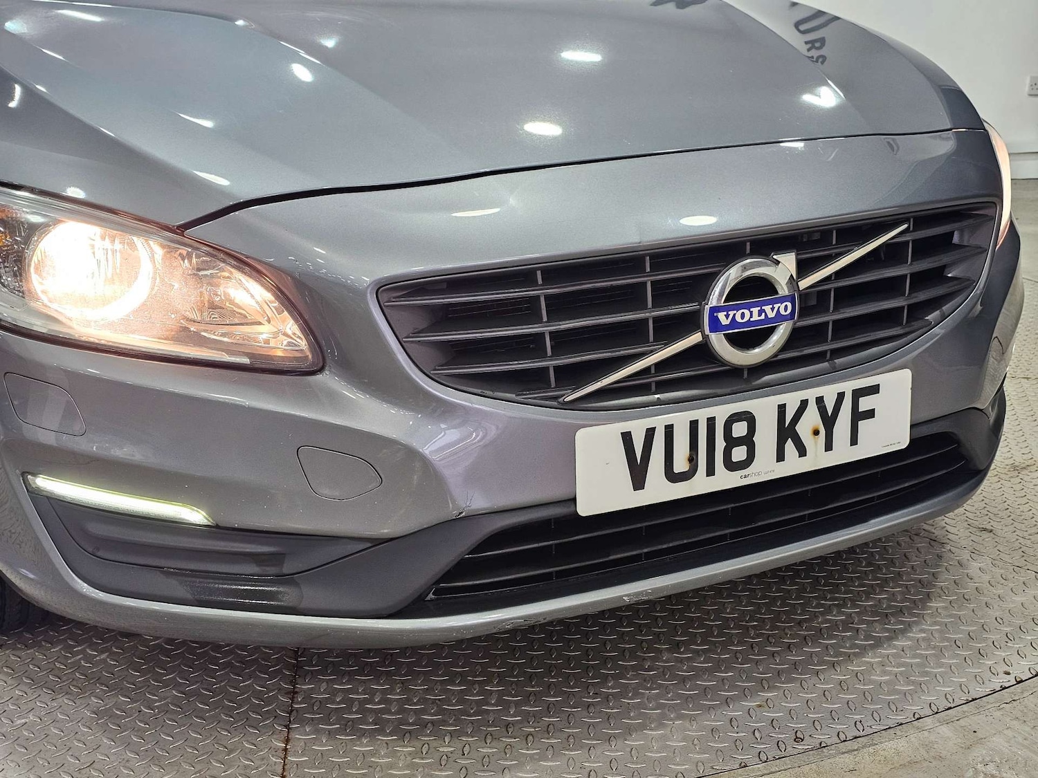 Used Volvo V60 2018 for sale - 77420191: Photo 18