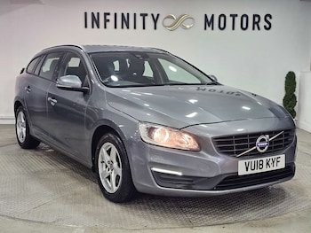 Used Volvo V60 2018 for sale - 77420191: Photo