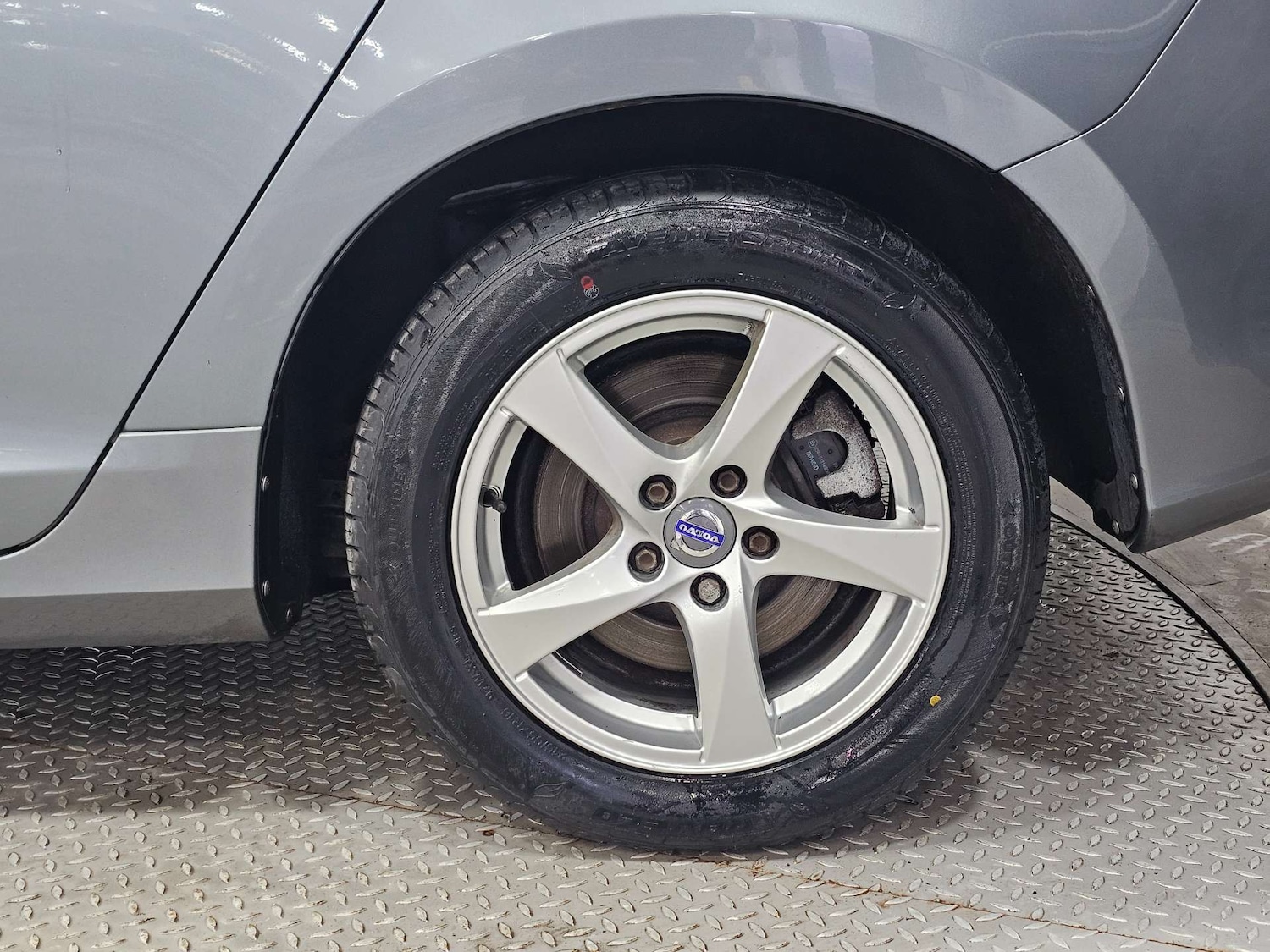 Used Volvo V60 2018 for sale - 77420191: Photo 27