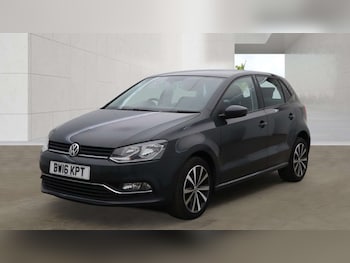 Used Volkswagen Polo 2016 for sale - 79392163: Photo