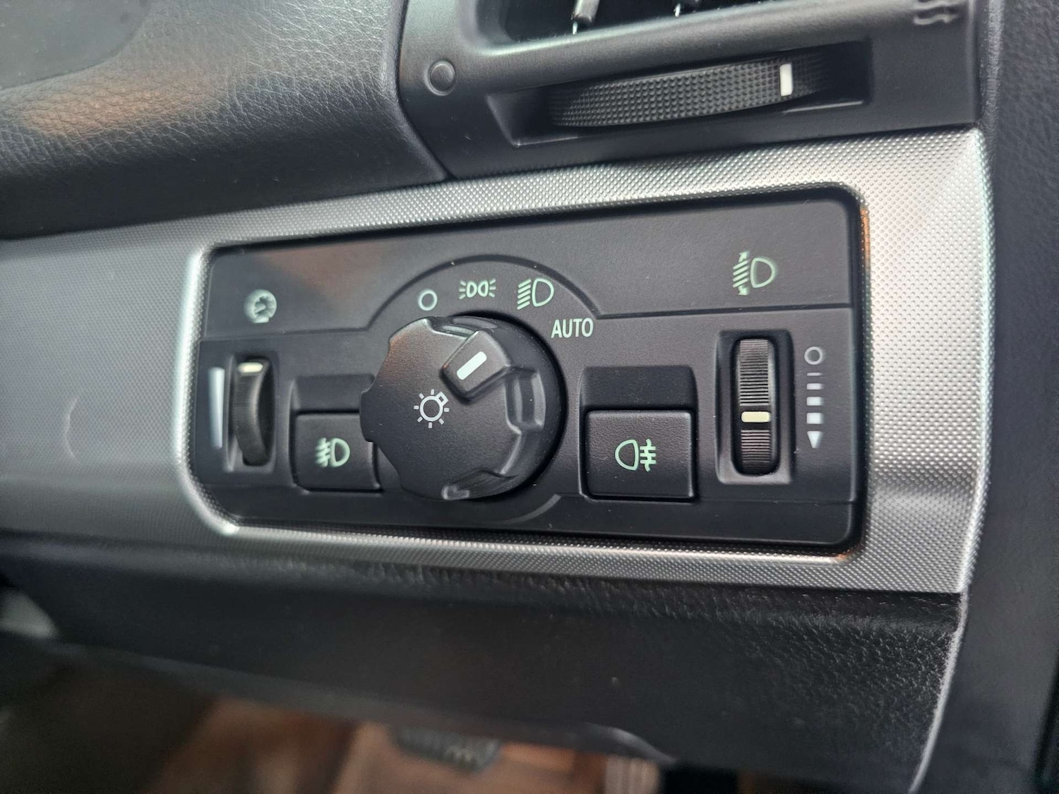 Used Land Rover Freelander 2012 for sale - 77207688: Photo 59