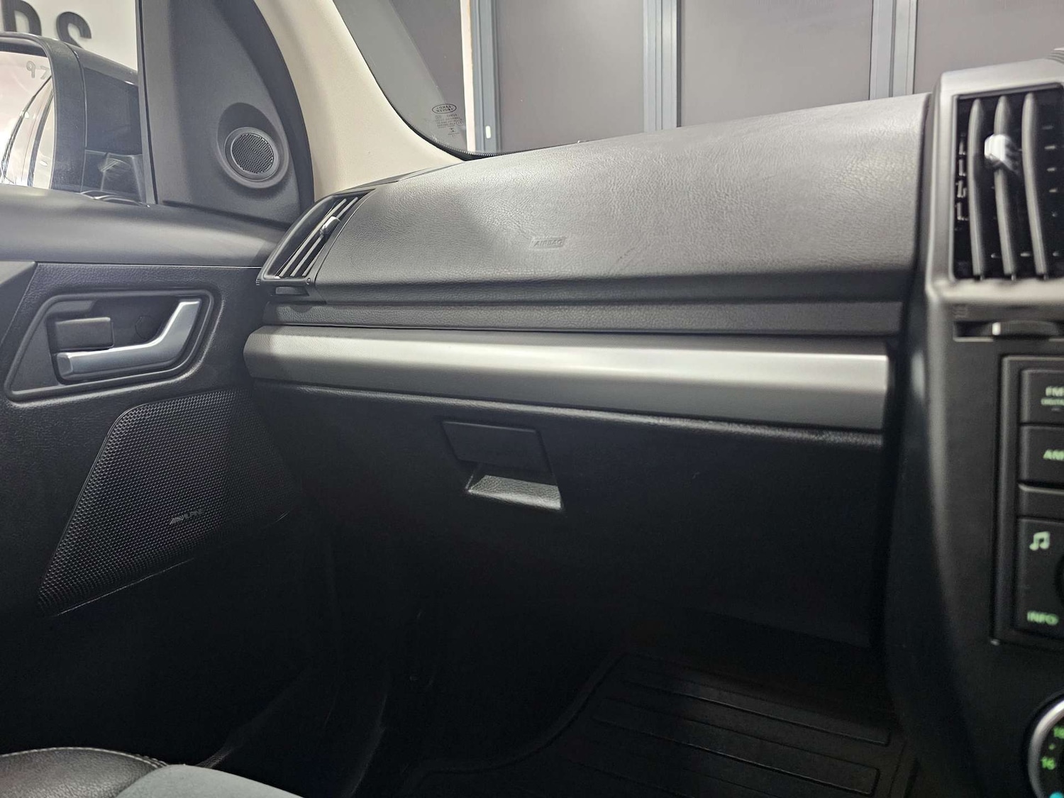 Used Land Rover Freelander 2012 for sale - 77207688: Photo 71