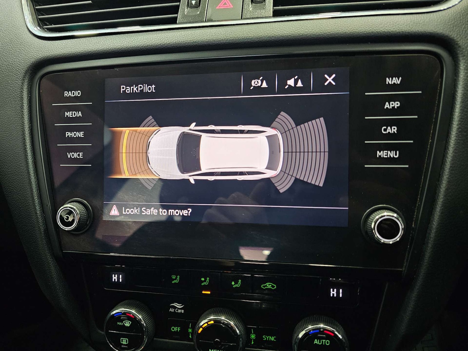 Used Skoda Octavia 2018 for sale - 77953423: Photo 17