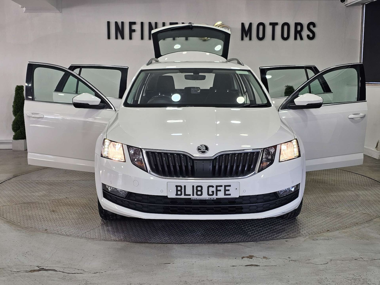 Used Skoda Octavia 2018 for sale - 77953423: Photo 41