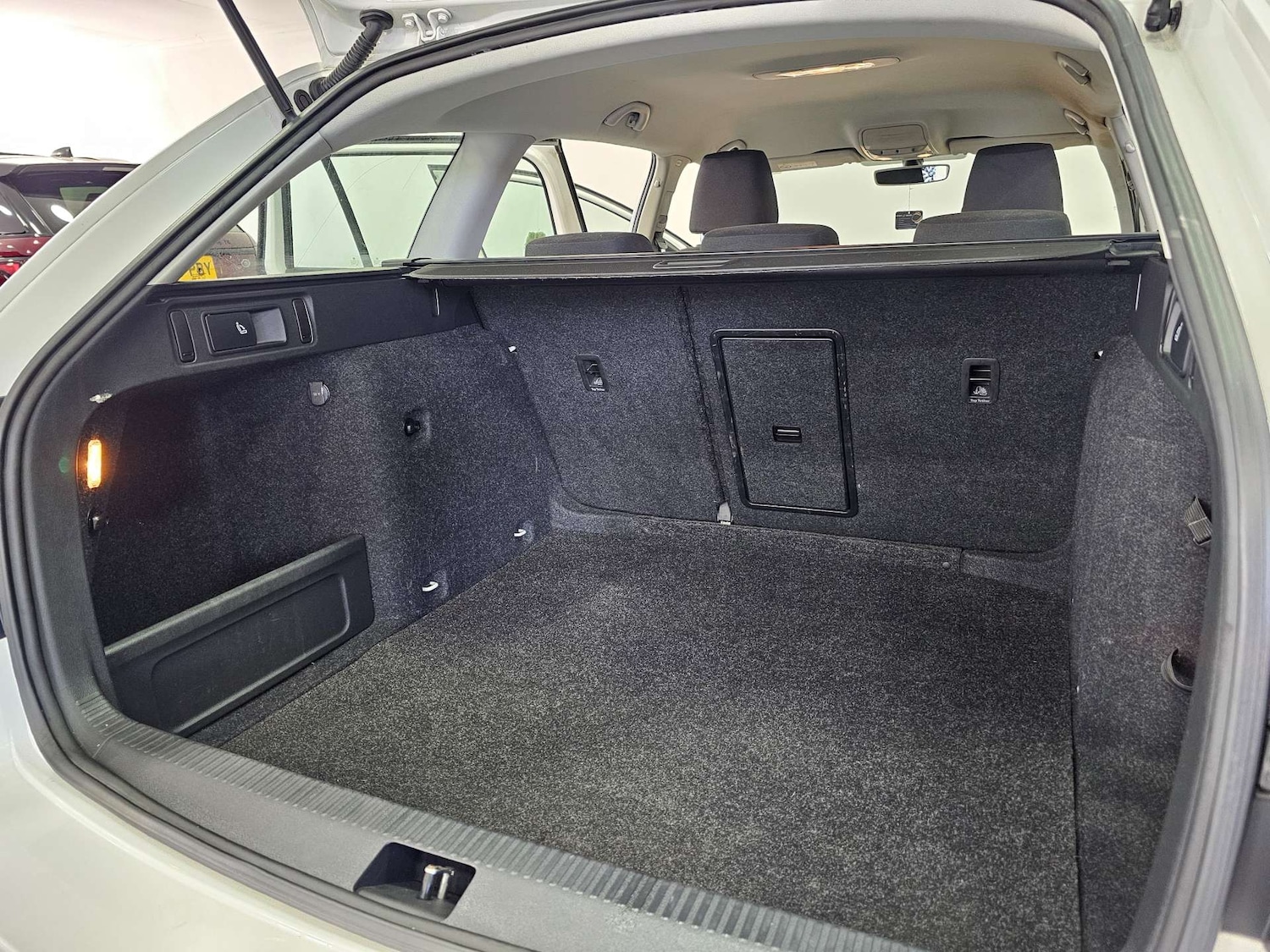 Used Skoda Octavia 2018 for sale - 77953423: Photo 48