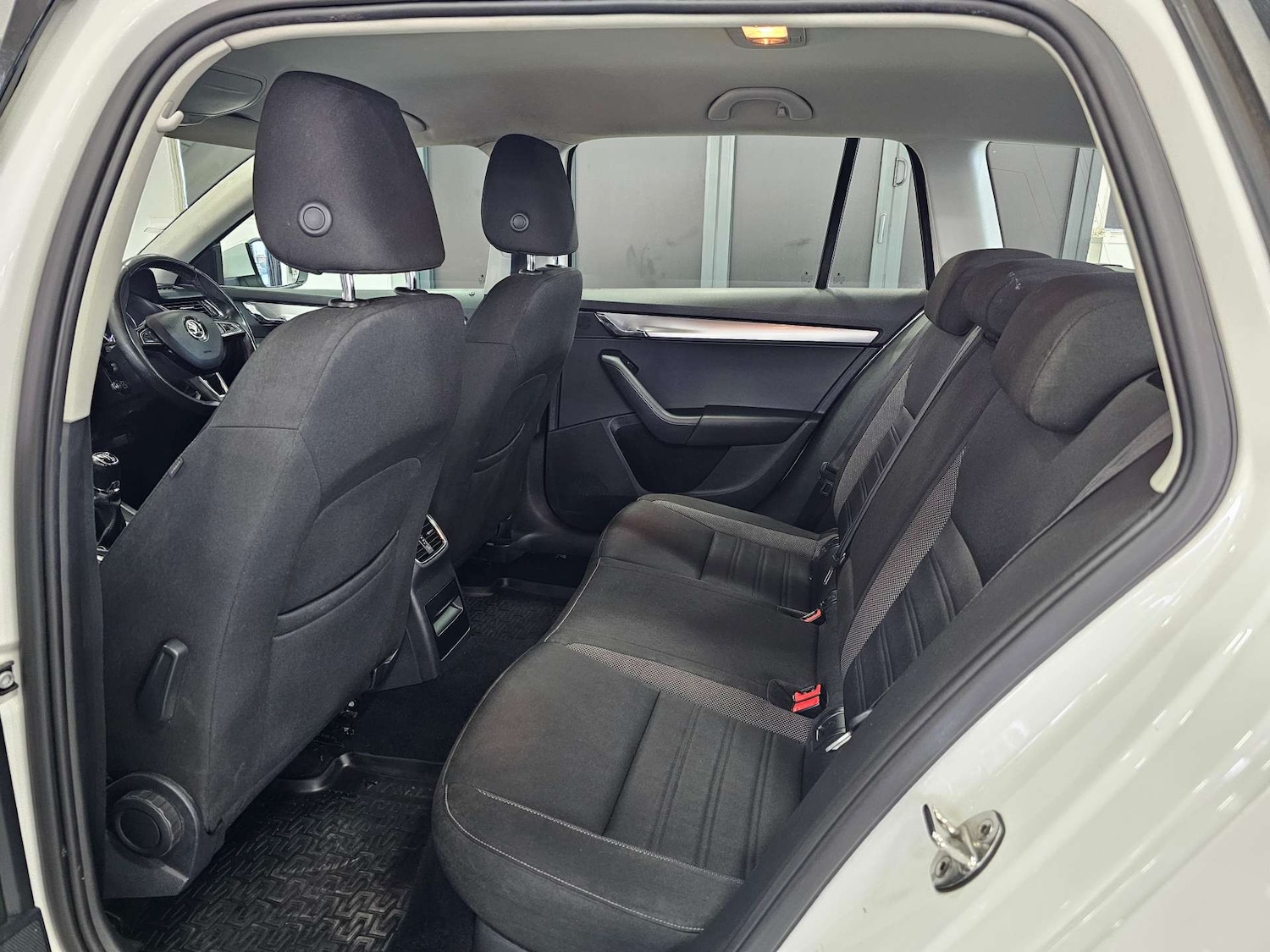 Used Skoda Octavia 2018 for sale - 77953423: Photo 79