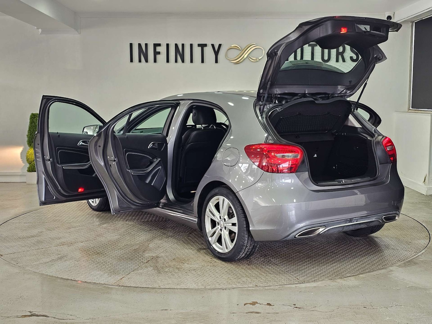 Used Mercedes-Benz A-Class 2015 for sale - 77594846: Photo 24