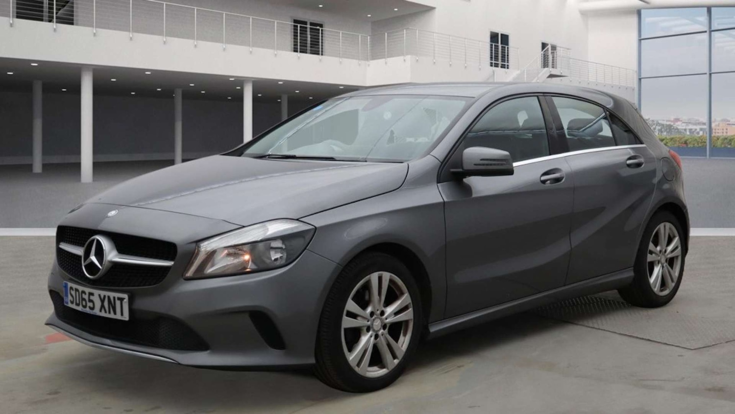 Used Mercedes-Benz A-Class 2015 for sale - 77594846: Photo 3