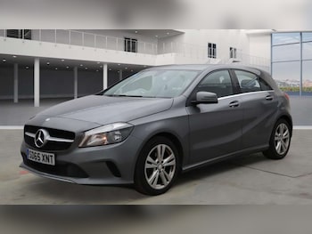 Used Mercedes-Benz A-Class 2015 for sale - 77594846: Photo