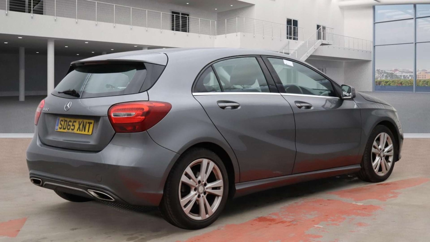 Used Mercedes-Benz A-Class 2015 for sale - 77594846: Photo 5