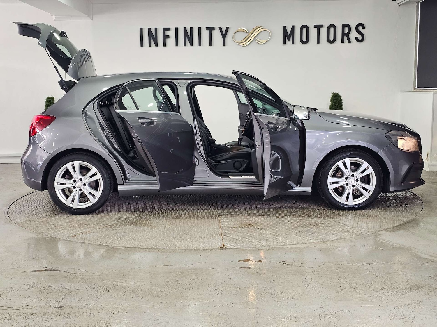 Used Mercedes-Benz A-Class 2015 for sale - 77594846: Photo 50