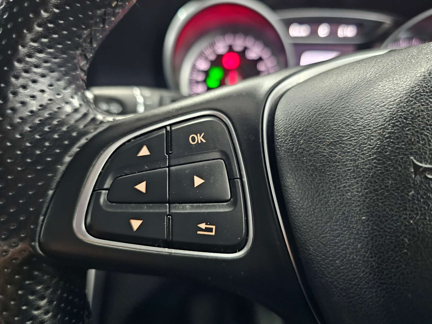 Used Mercedes-Benz A-Class 2015 for sale - 77594846: Photo 56