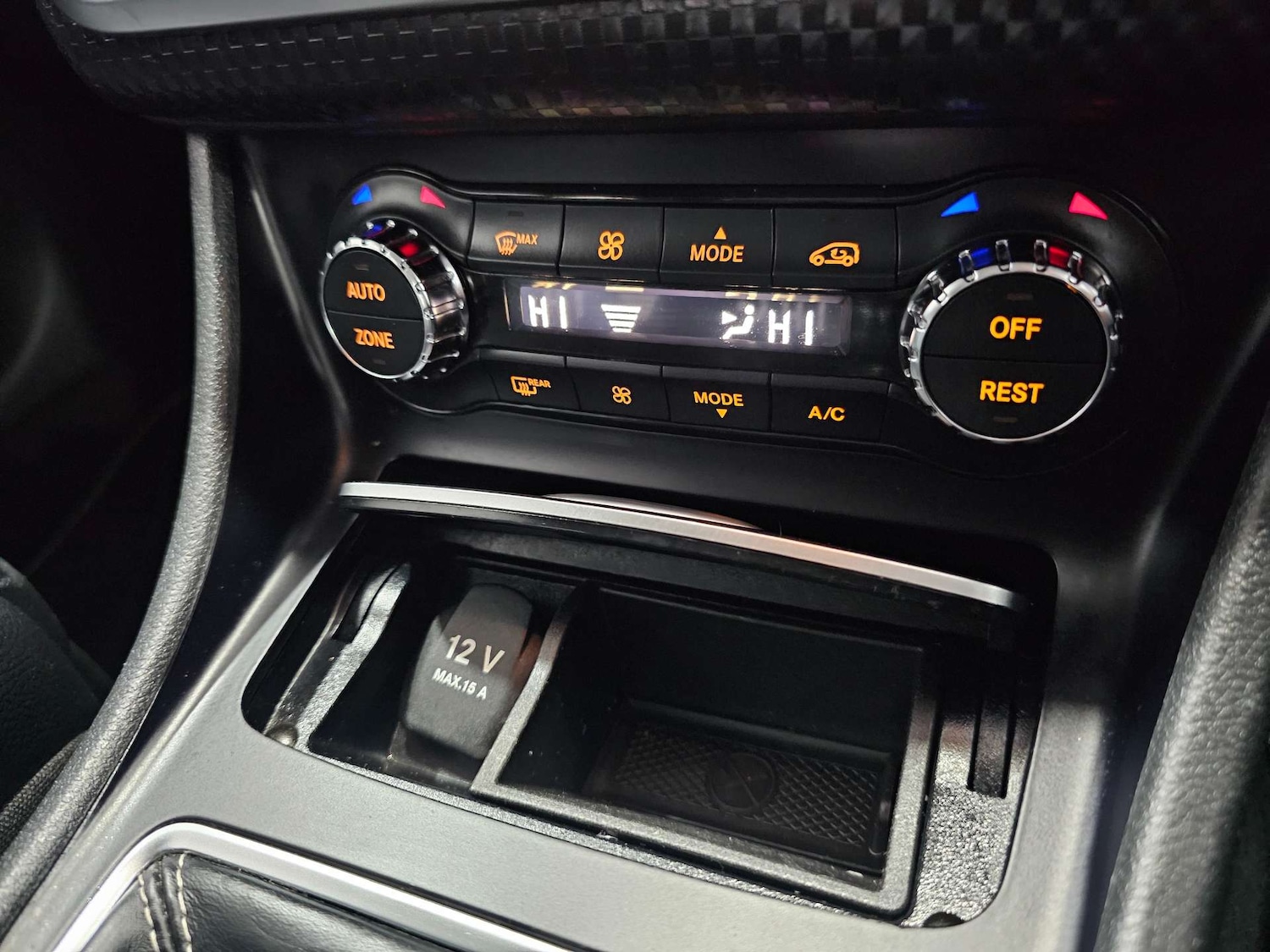 Used Mercedes-Benz A-Class 2015 for sale - 77594846: Photo 81