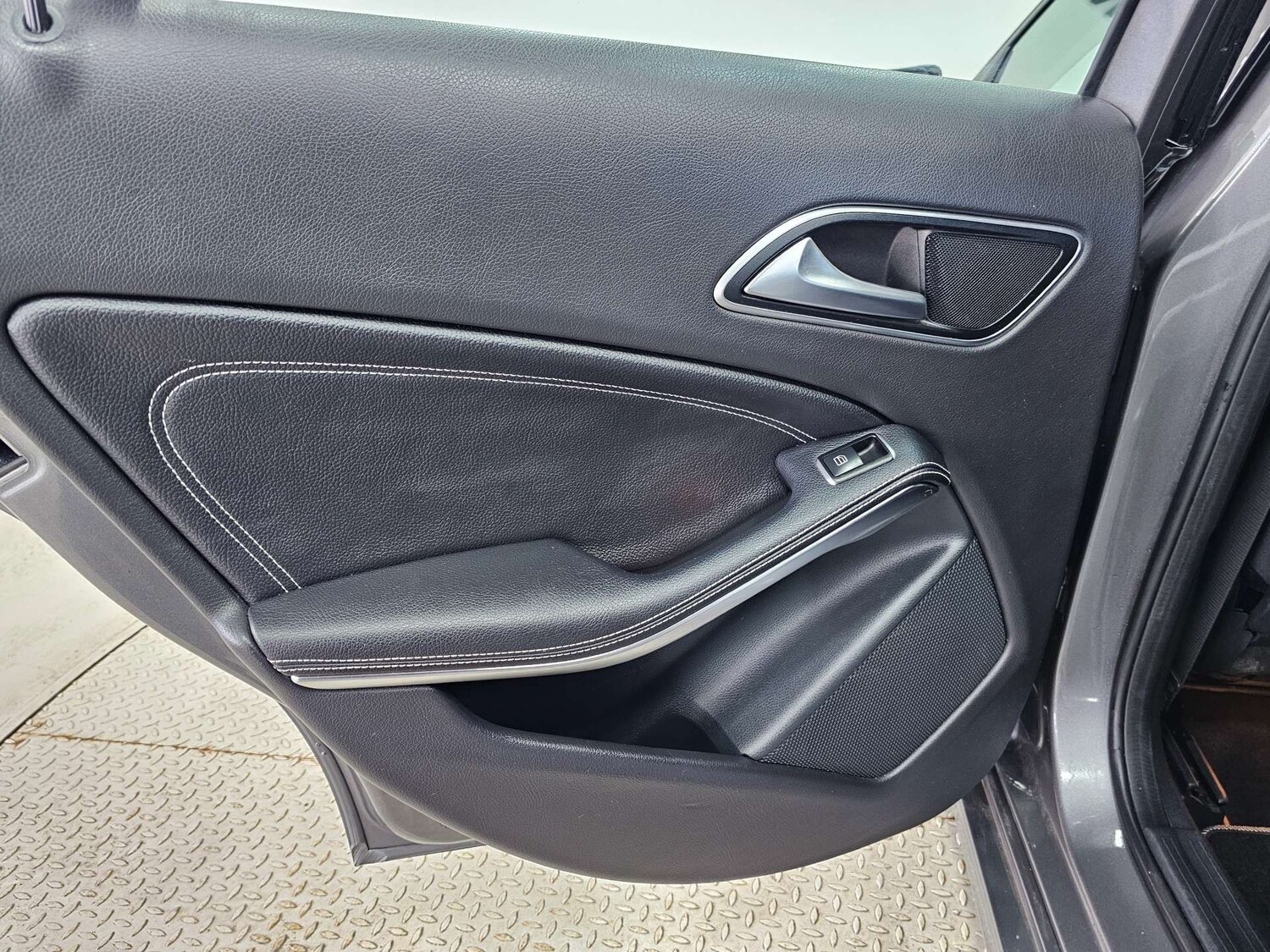 Used Mercedes-Benz A-Class 2015 for sale - 77594846: Photo 96