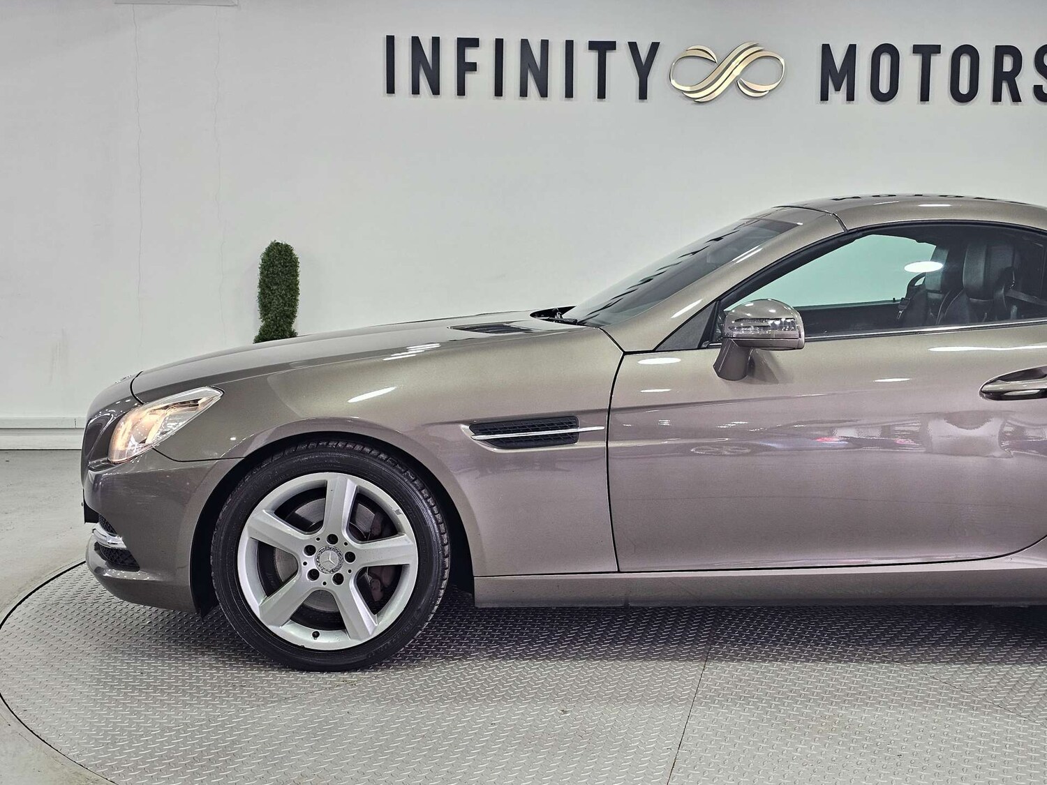 Used Mercedes-Benz SLK 2012 for sale - 77105785: Photo 22