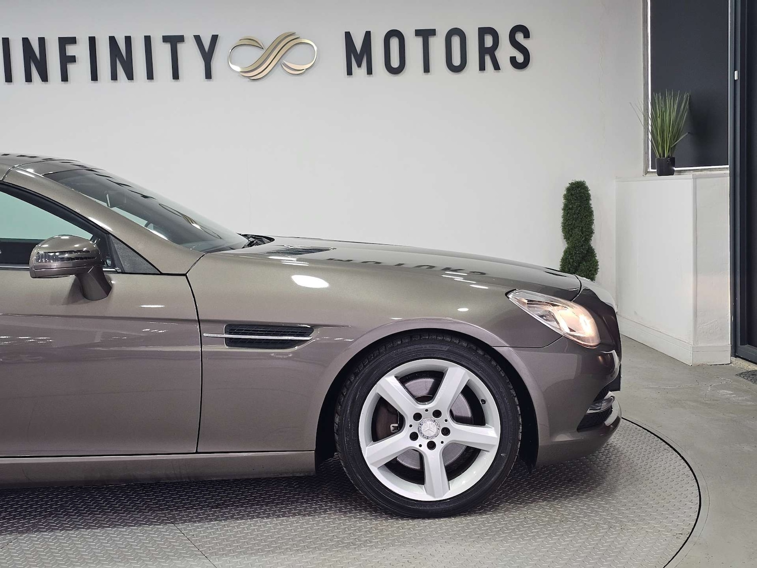 Used Mercedes-Benz SLK 2012 for sale - 77105785: Photo 36