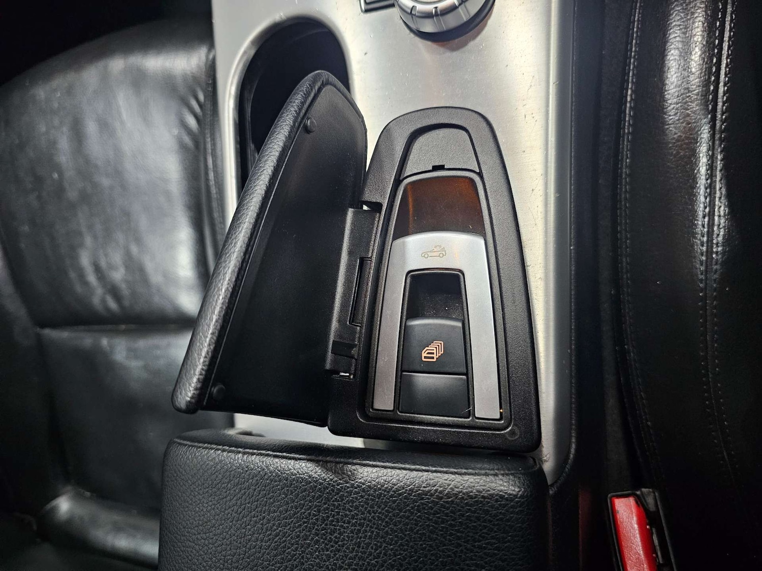 Used Mercedes-Benz SLK 2012 for sale - 77105785: Photo 64