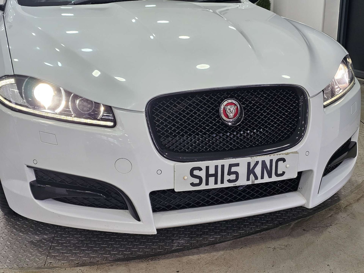 Used Jaguar XF 2015 for sale - 76972381: Photo 17