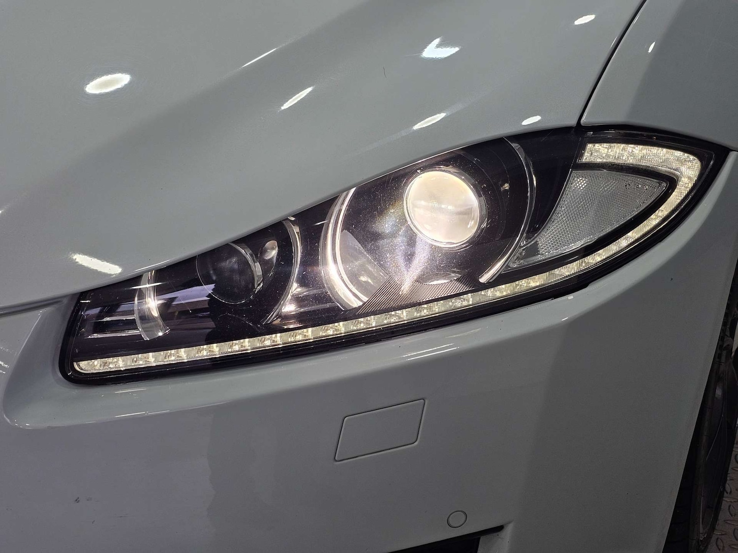 Used Jaguar XF 2015 for sale - 76972381: Photo 18