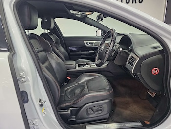 Used Jaguar XF 2015 for sale - 76972381: Photo