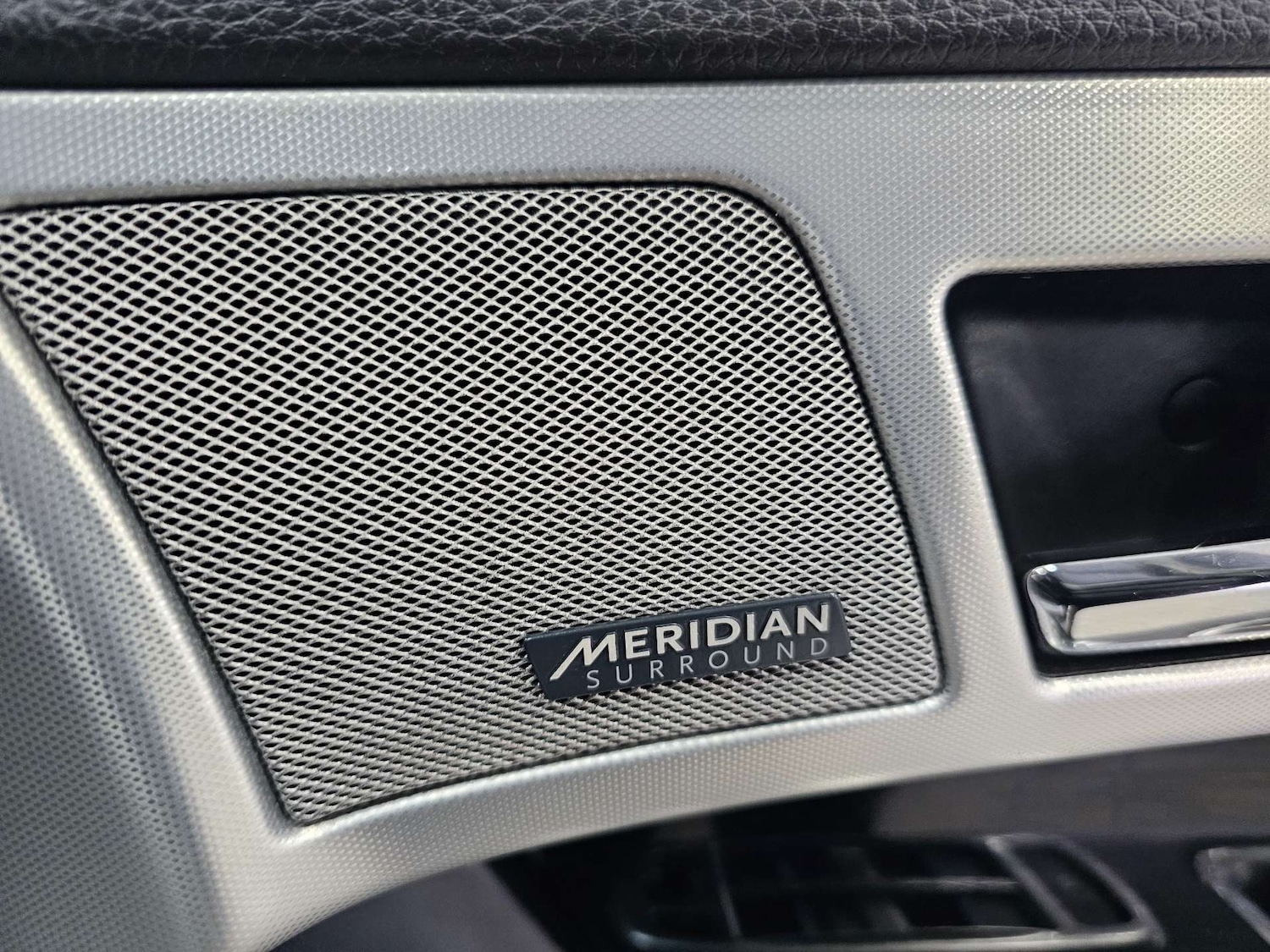 Used Jaguar XF 2015 for sale - 76972381: Photo 55