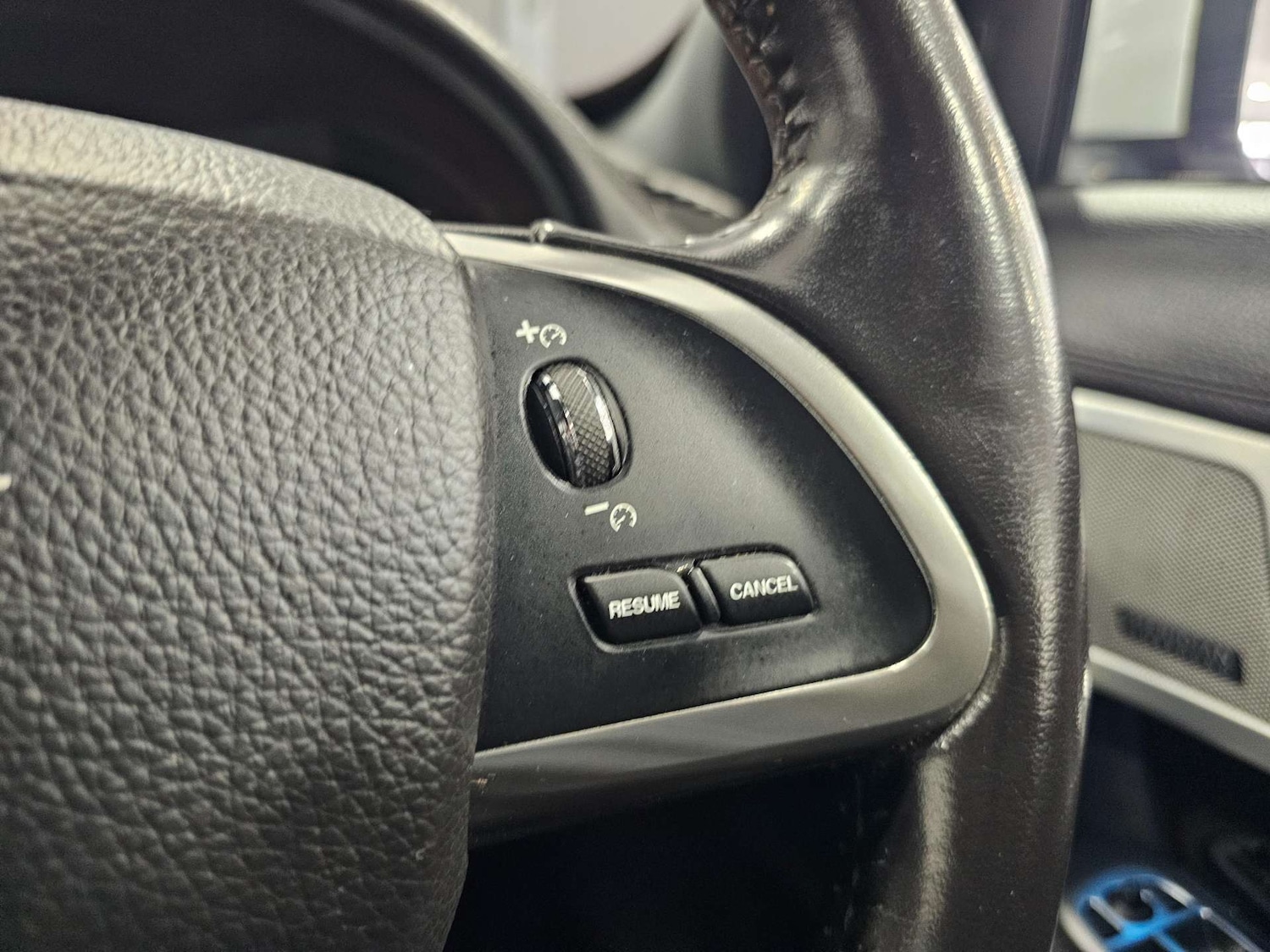 Used Jaguar XF 2015 for sale - 76972381: Photo 59