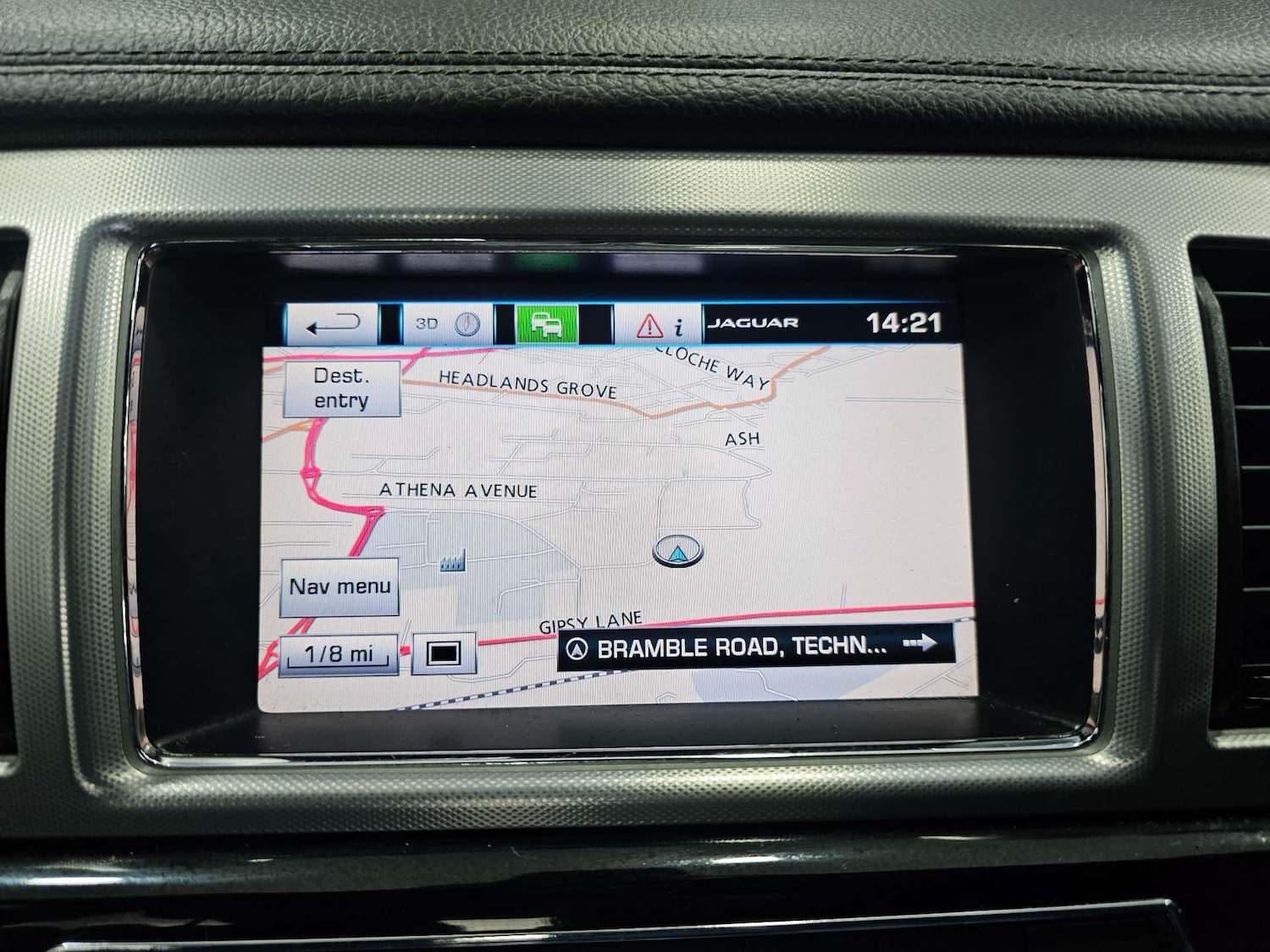 Used Jaguar XF 2015 for sale - 76972381: Photo 7