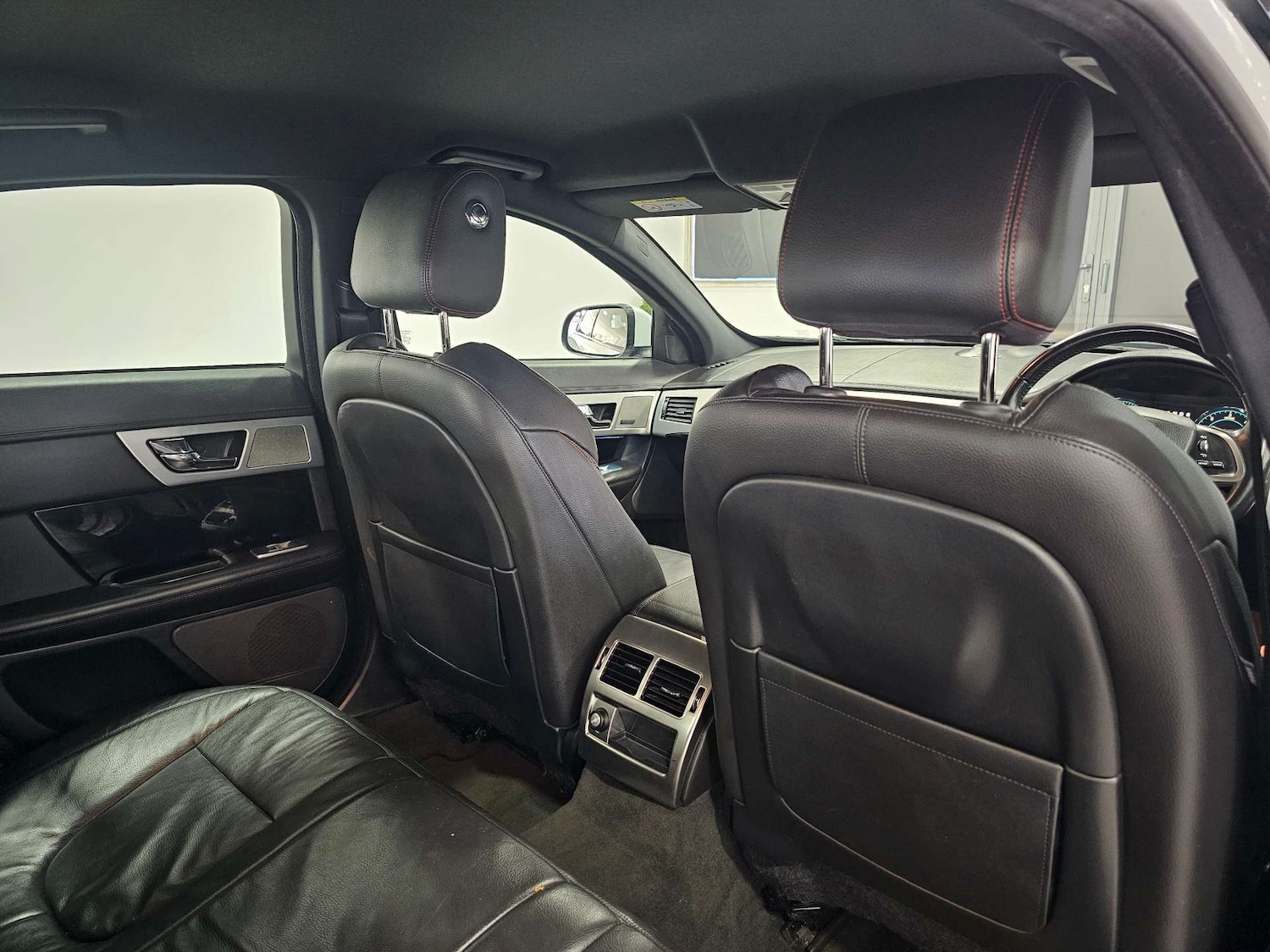 Used Jaguar XF 2015 for sale - 76972381: Photo 76