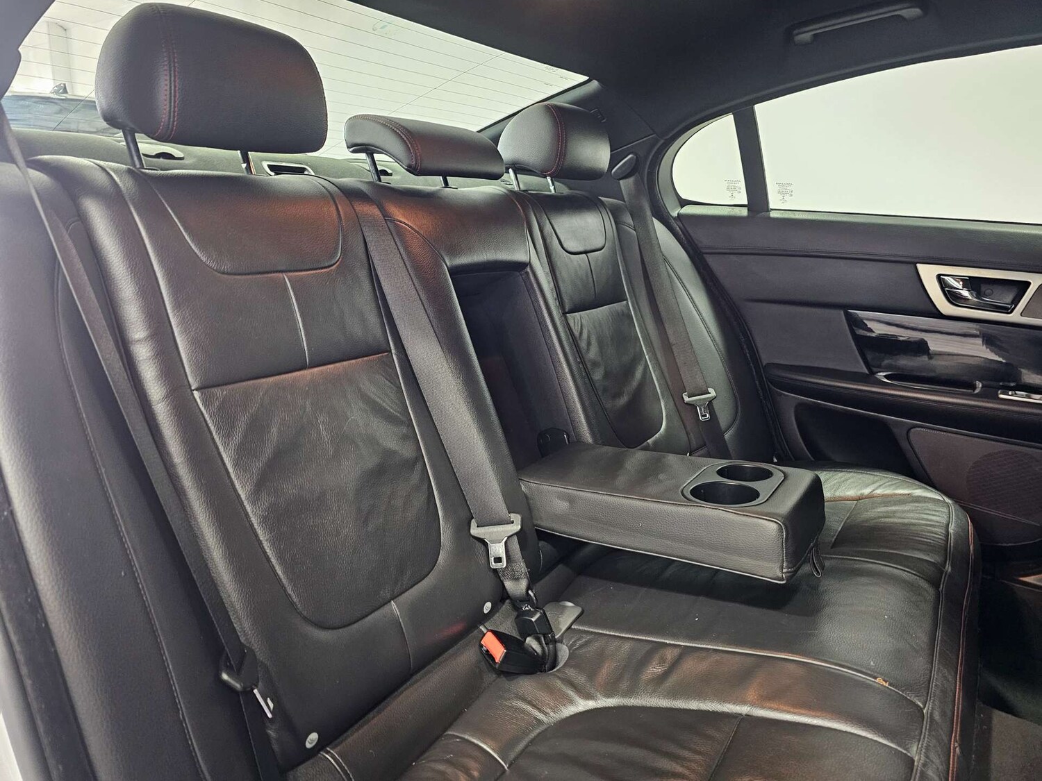 Used Jaguar XF 2015 for sale - 76972381: Photo 78