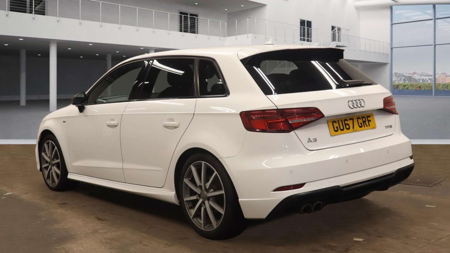 Used Audi A3 2017 for sale - 77745599: Photo 4