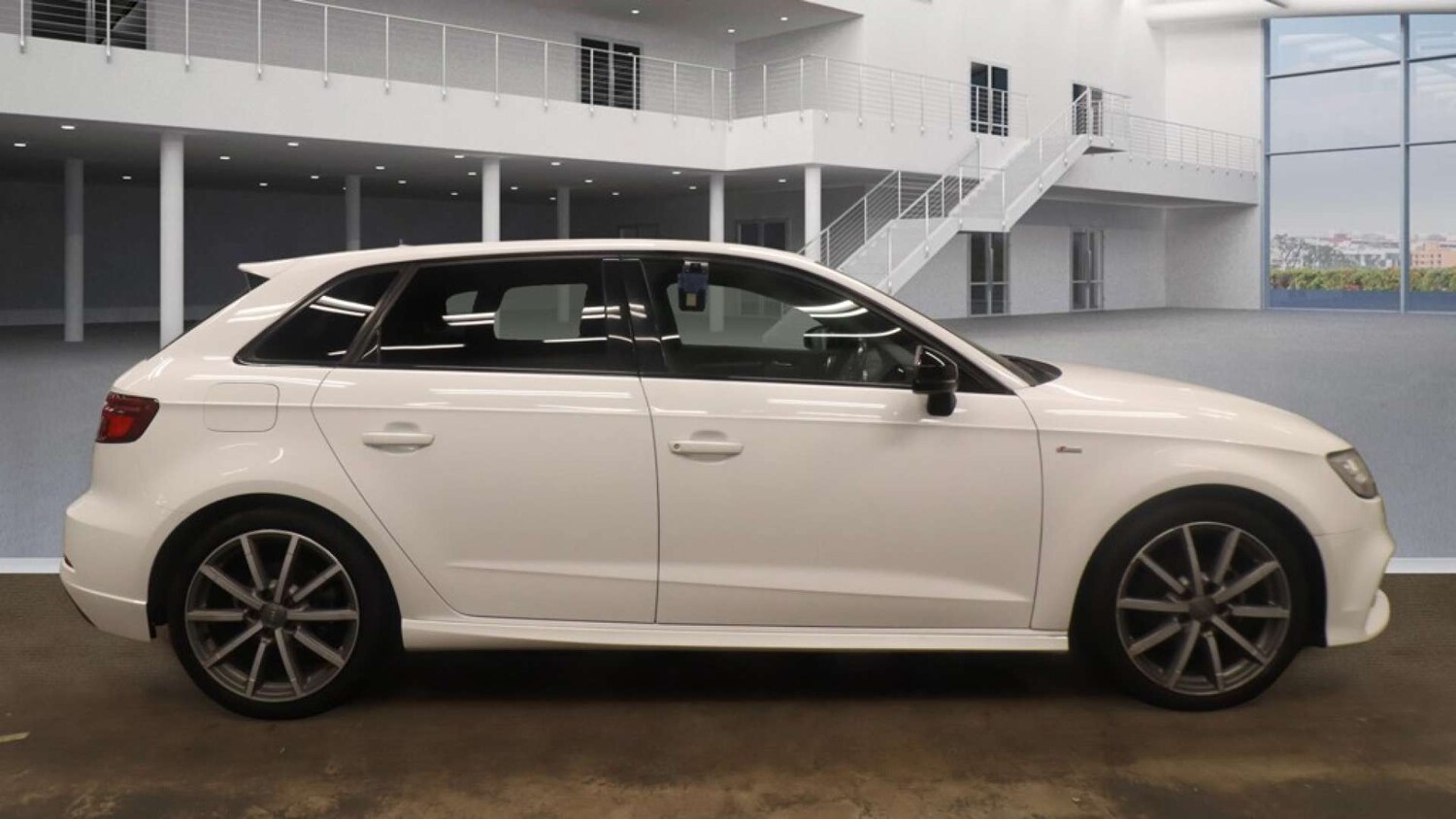 Used Audi A3 2017 for sale - 77745599: Photo 6