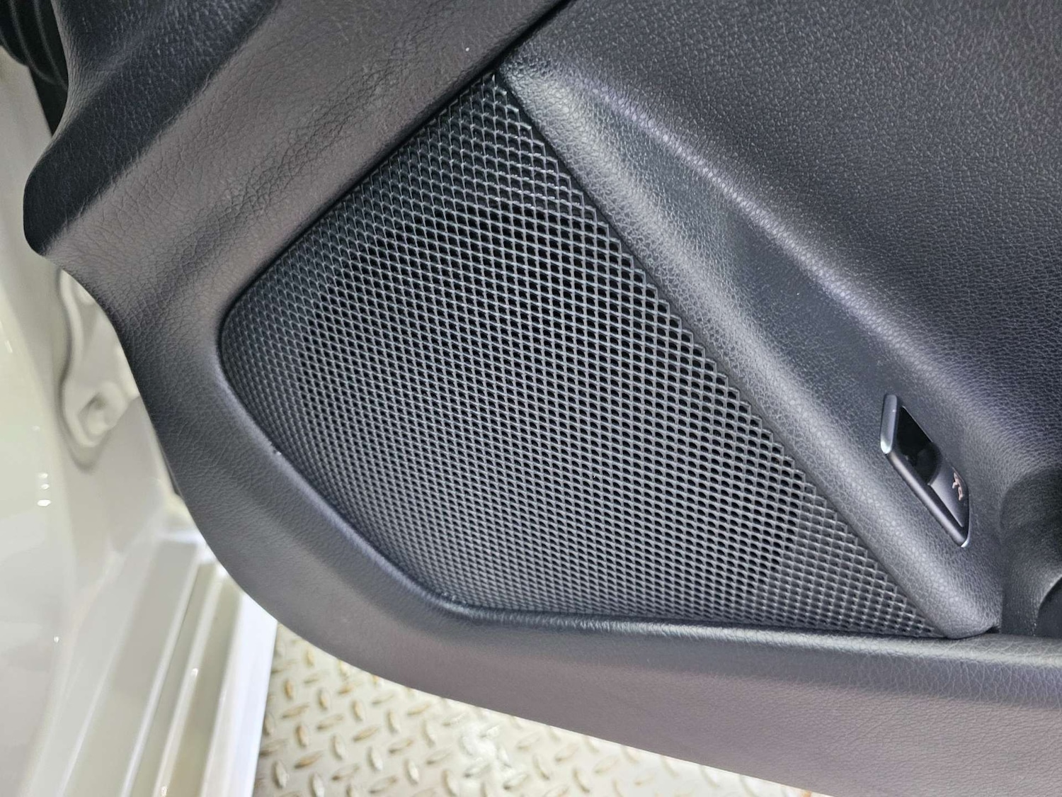 Used Mercedes-Benz CLA 2015 for sale - 77591910: Photo 56