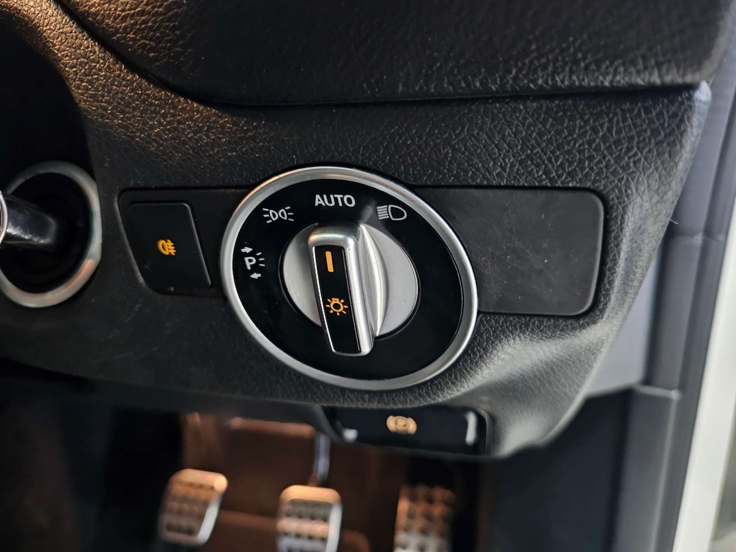 Used Mercedes-Benz CLA 2015 for sale - 77591910: Photo 58