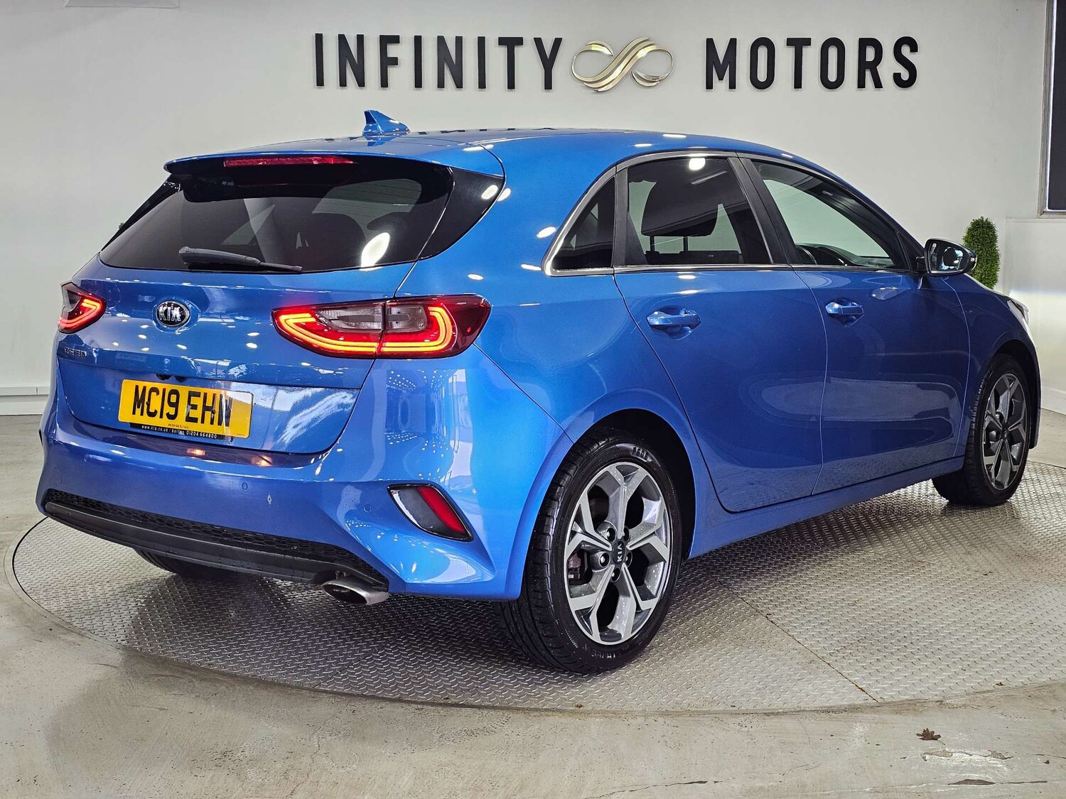 Used Kia Ceed 2019 for sale - 77745419: Photo 33