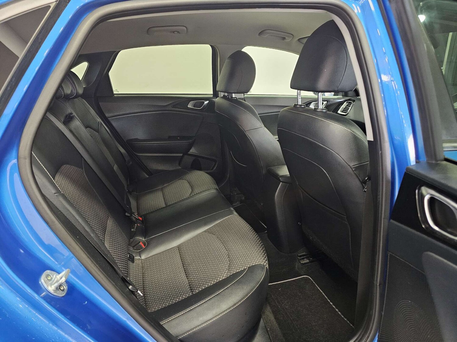 Used Kia Ceed 2019 for sale - 77745419: Photo 74